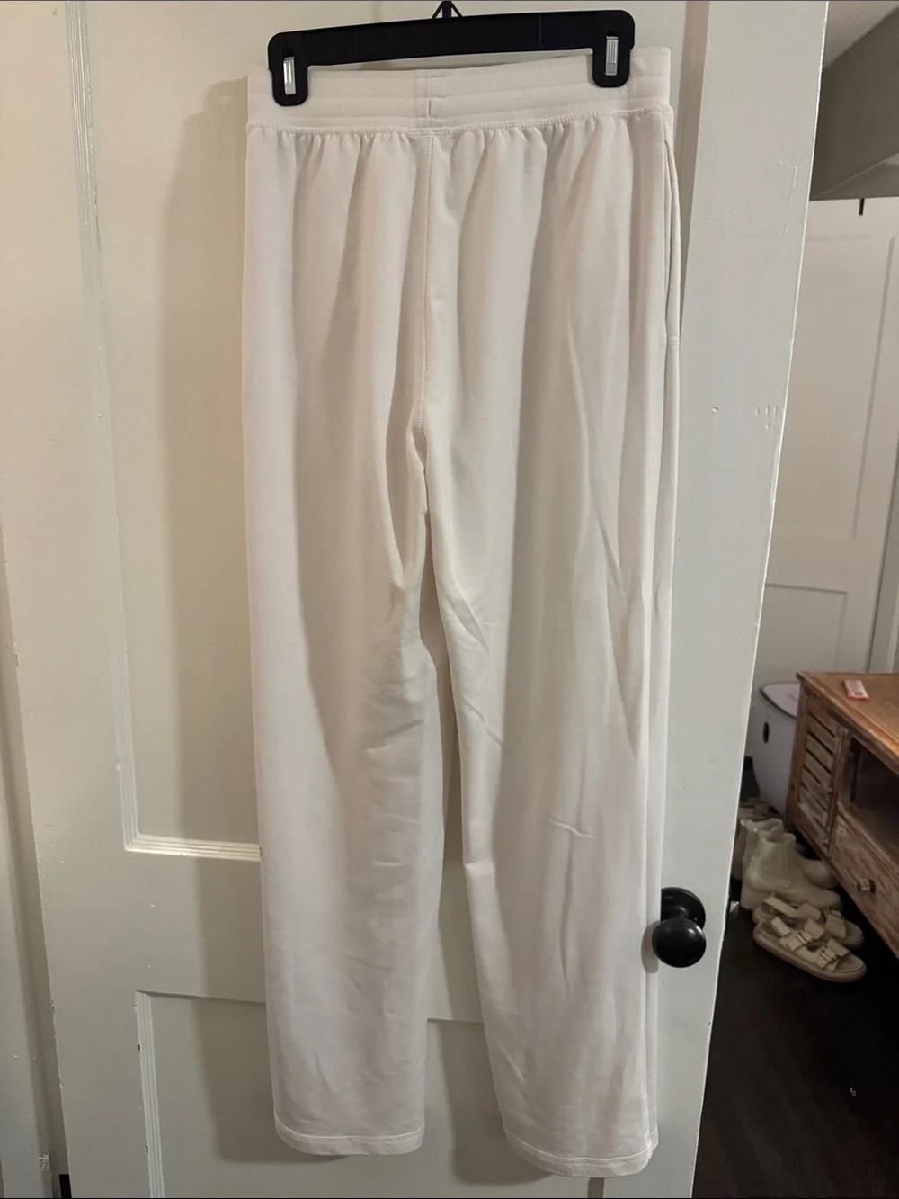 ALO Yoga Cream Wide-Leg Lounge Pants